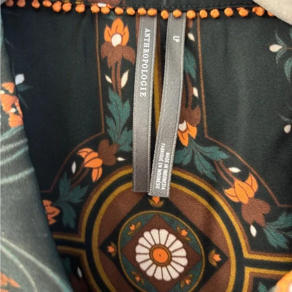 Anthropologie Brielle relaxed button down blouse-
Large Petite - Picture 2 of 3